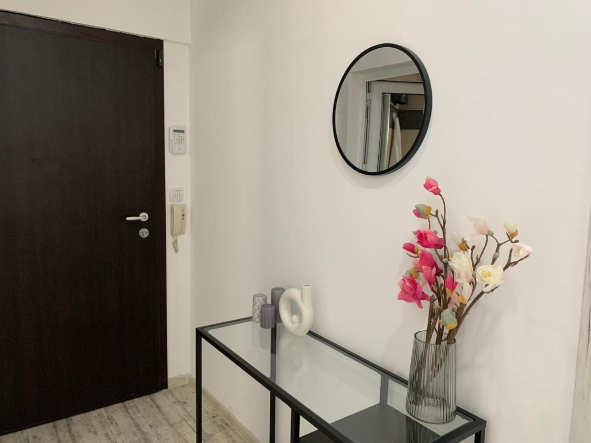 Nordic Style Apartment With Underground Parking Sofia Exteriör bild