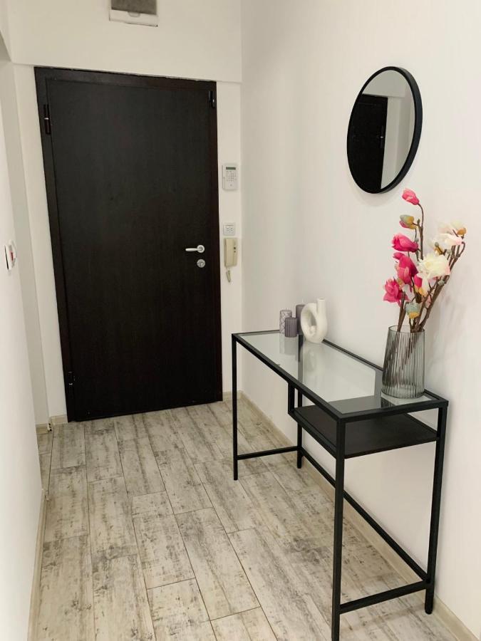 Nordic Style Apartment With Underground Parking Sofia Exteriör bild